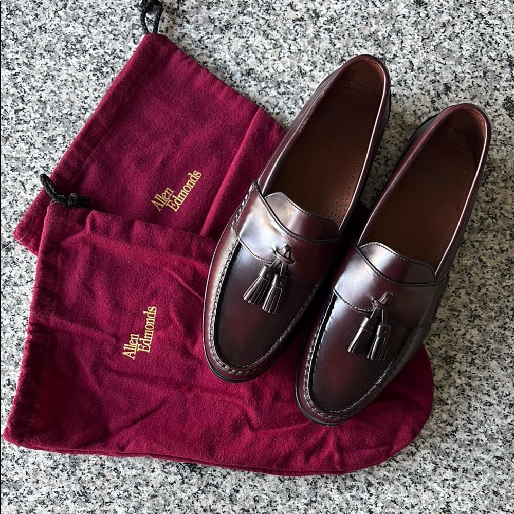 Allen Edmonds Cordovan Brown Stowe Leather Tassel Loafers, size 10C with bags